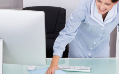 «Desvelando el Misterio: ¿Por Qué las Empresas deciden Externalizar los servicios de Limpieza?